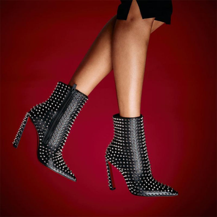 Elegant Black Leather Ankle Boot - ARNO CONTI